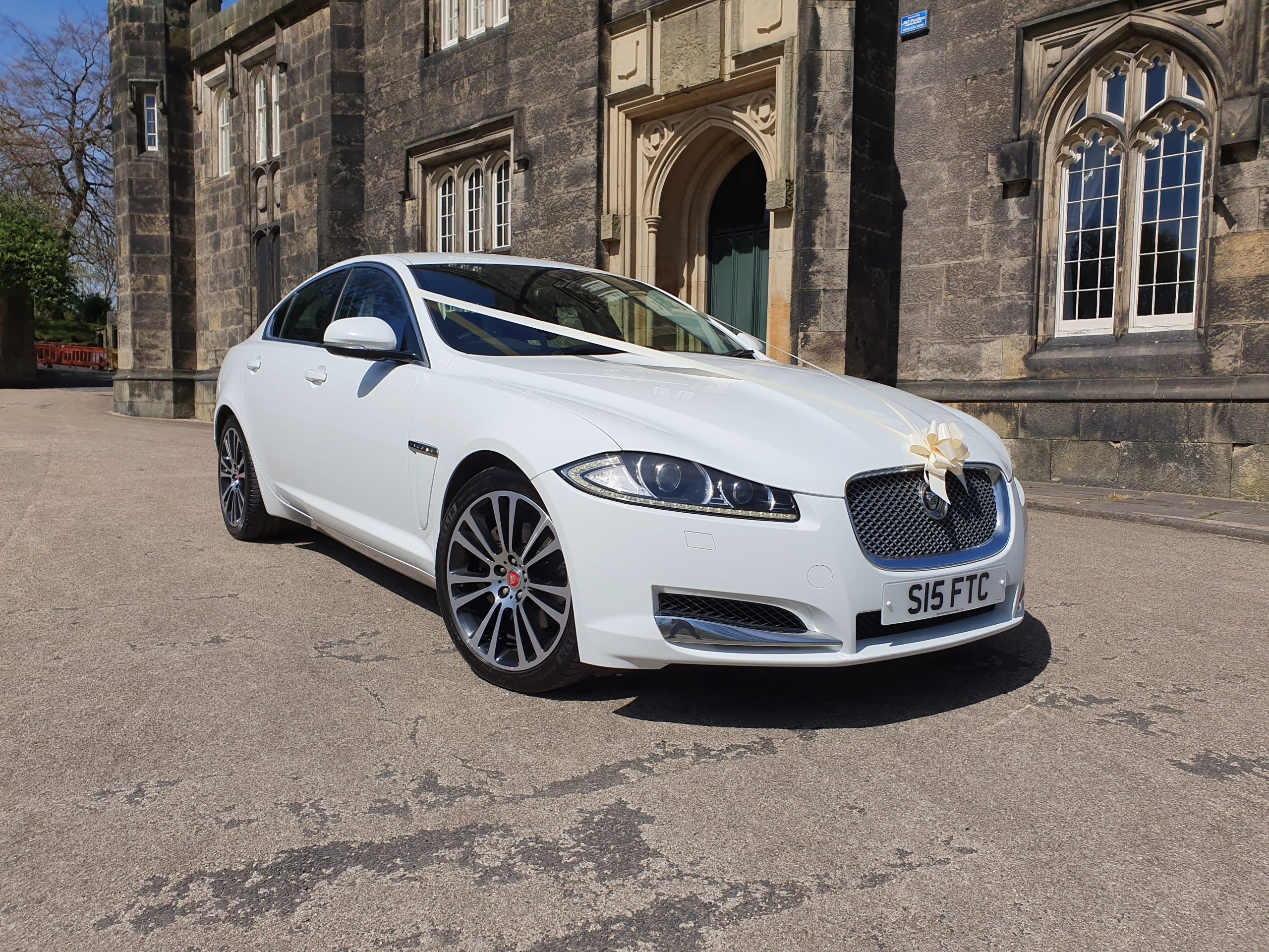 Jaguar XF min scaled